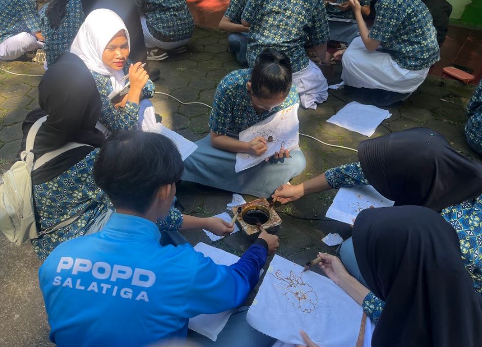 Produksi Batik Smantisa